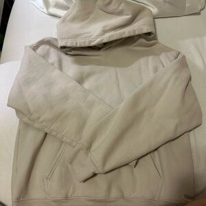 aritzia perfect hoodie (need gone ASAP) matte pearl